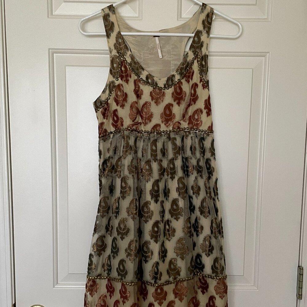 Free People Sleeveless Mini Dress with Metallic Woven Design  Size 0